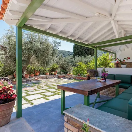 Apartment Aretousa