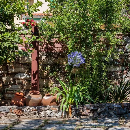 Aretousa Deluxe Apartman *