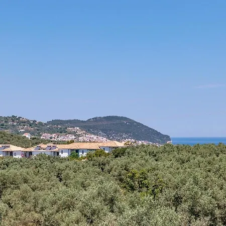 Aretousa سكوبيلوس تاون