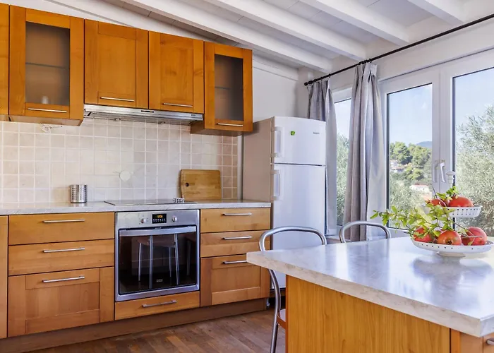 Διαμέρισμα Aretousa Deluxe *